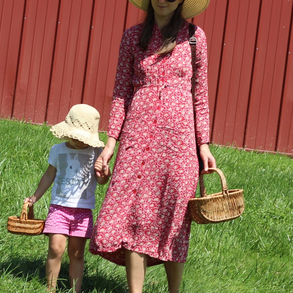 Vintage April Cornell button-down rayon floral dress 🌹